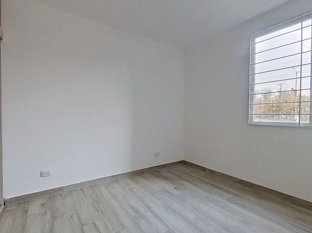 Apartamento de 2 alcobas en venta en Ub. Castilla Real, Bogotá, 37 m² · foto 3 de 17