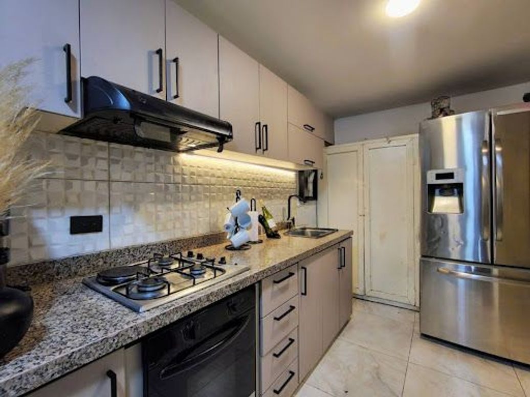 Apartamento de 2 alcobas en venta en Prado Pinzón, Bogotá, 69 m² · foto 12 de 20