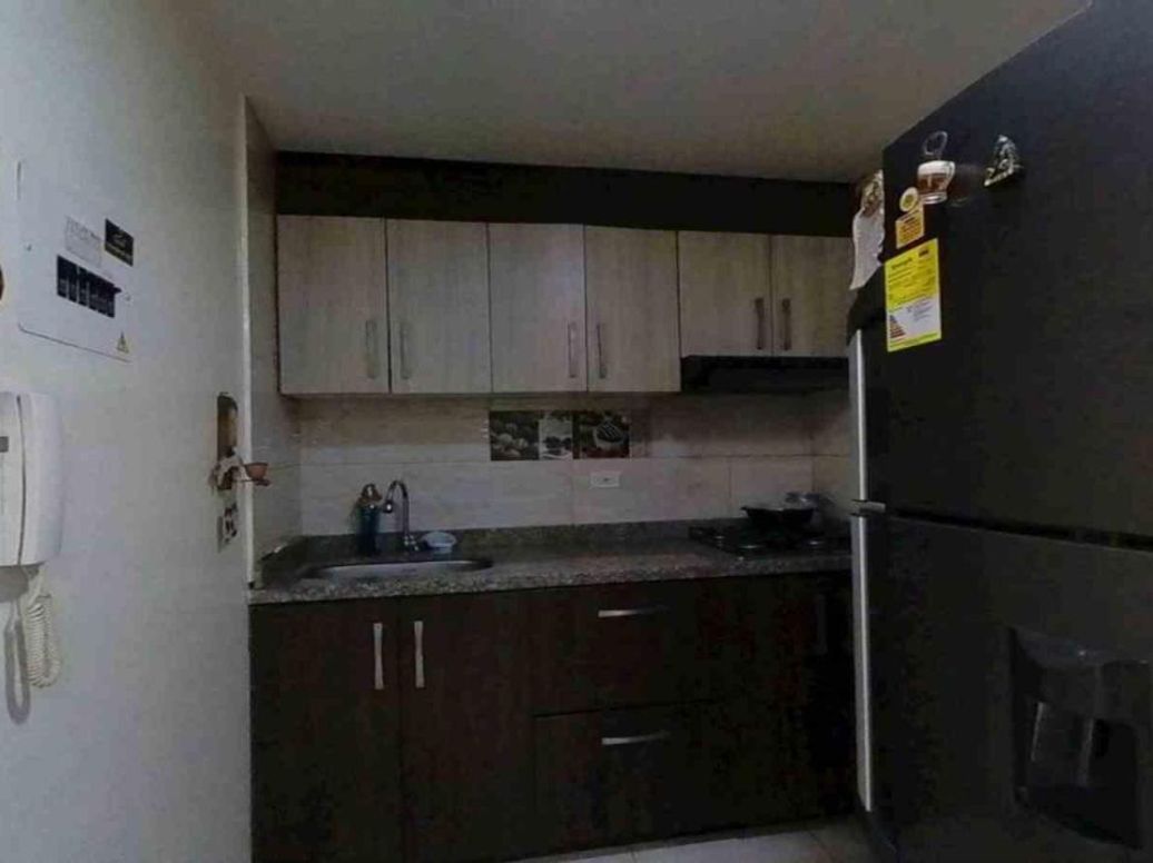 Apartamento de 3 alcobas en venta en La Granja, Bogotá, 73 m² · foto 9 de 15
