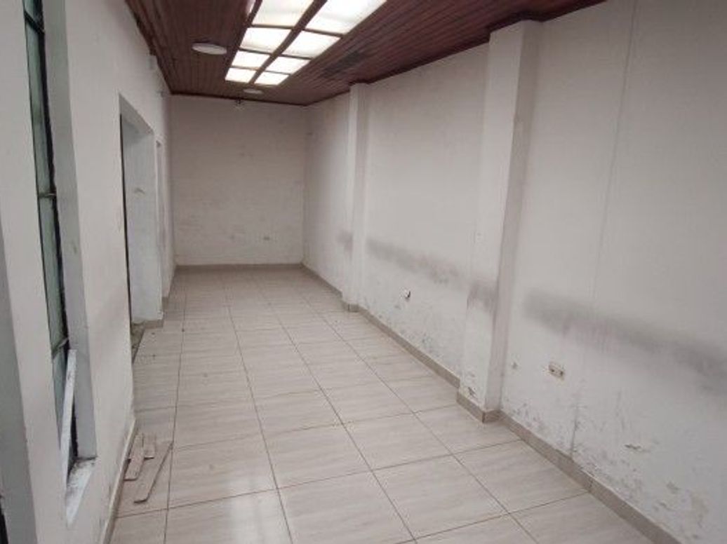 Casa de 6 alcobas en venta en Acevedo Tejada, Bogotá, 234 m² · foto 18 de 20