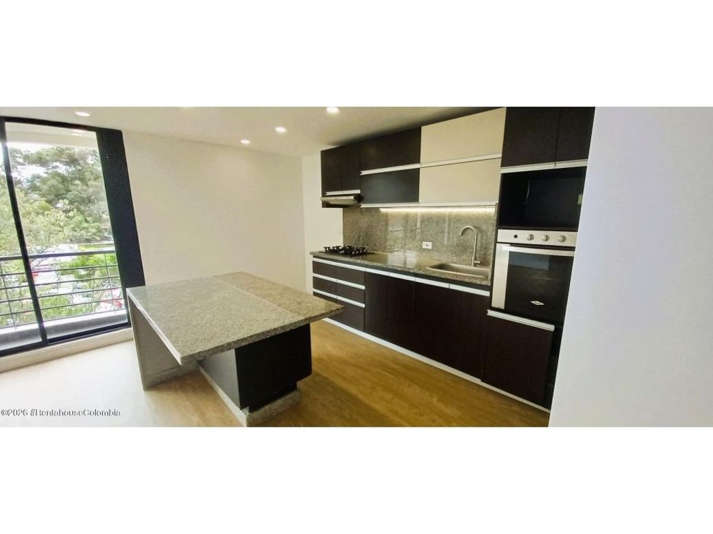 Apartamento de 1 alcoba en venta en Alhambra, Bogotá, 65 m² · foto 8 de 20