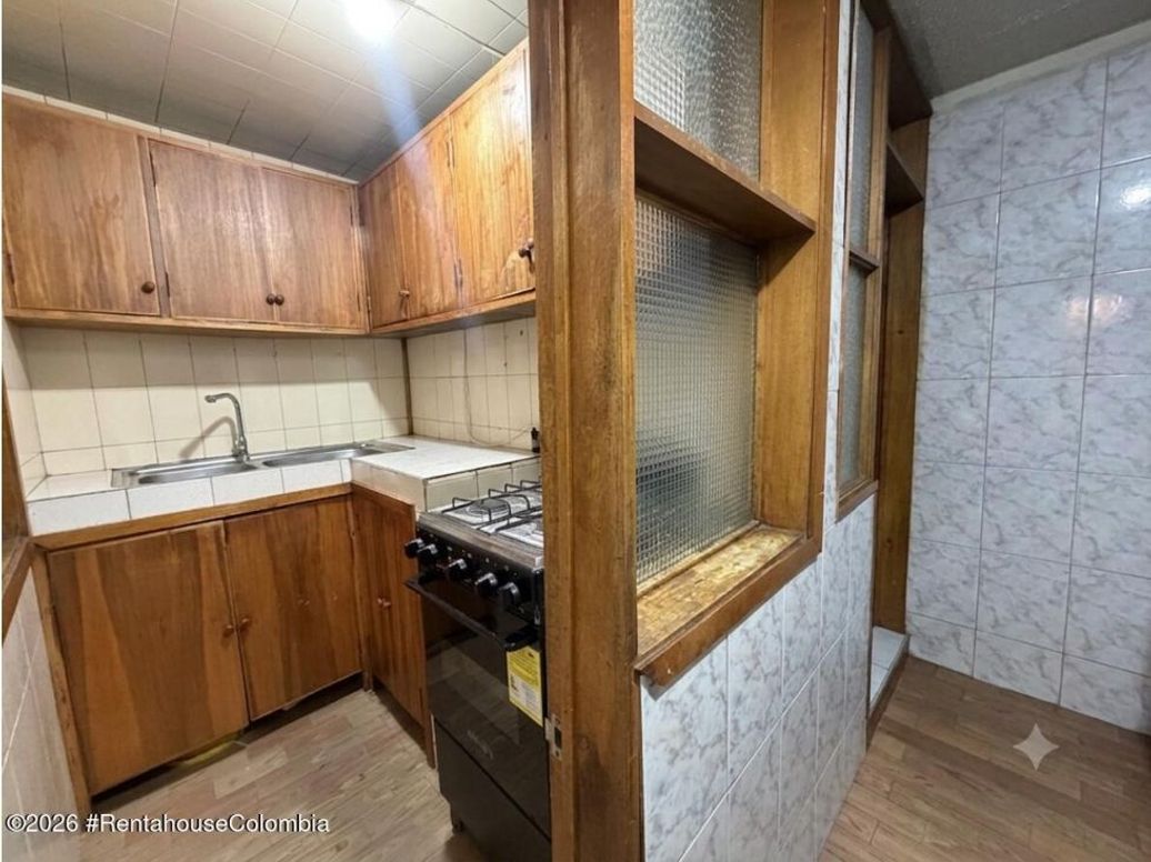 Casa de 13 alcobas en venta en Lucero Alto, Bogotá, 305 m² · foto 2 de 20