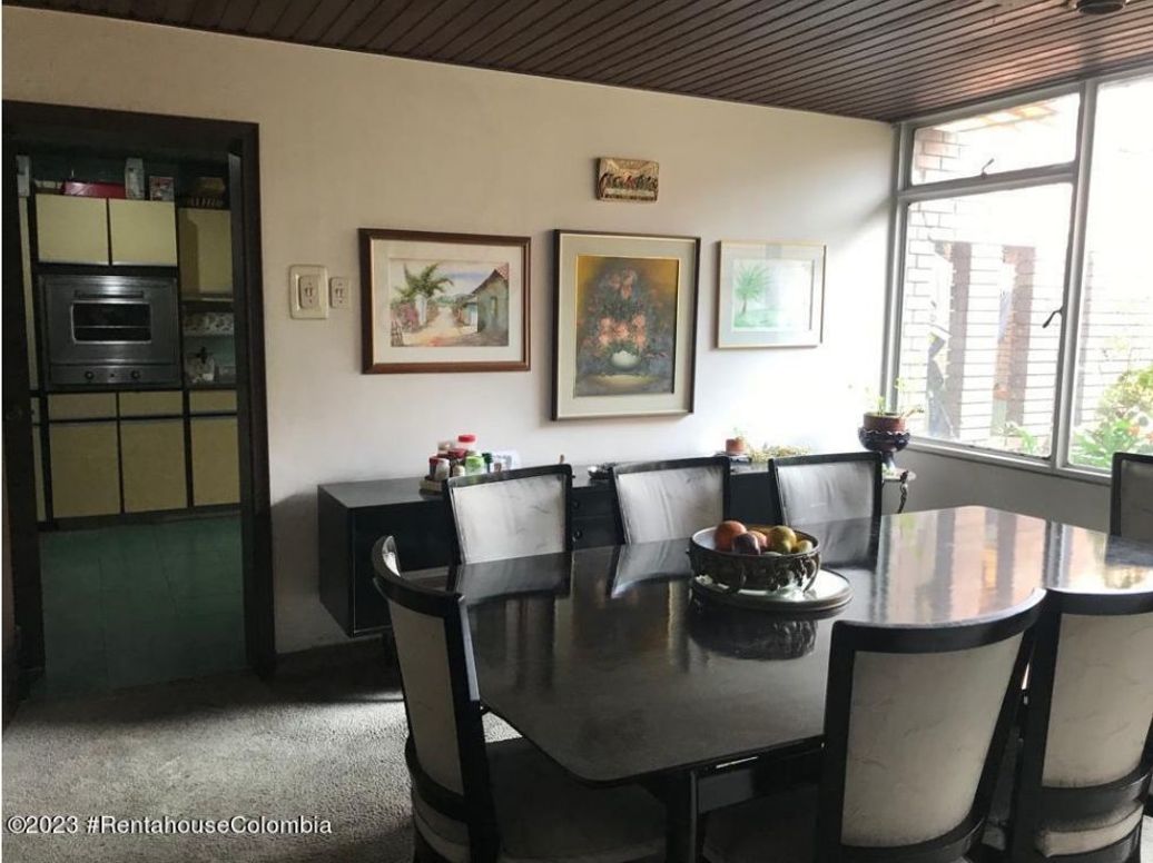 Casa de 4 alcobas en venta en Lago Gaitan, Bogotá, 480 m² · foto 6 de 20