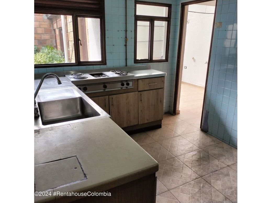 Casa de 5 alcobas en venta en Salitre Greco, Bogotá, 300 m² · foto 16 de 20