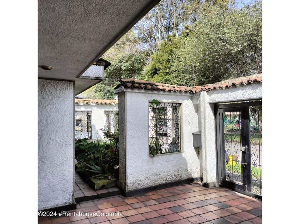 Casa de 5 alcobas en venta en Salitre Greco, Bogotá, 300 m² · foto 2 de 20