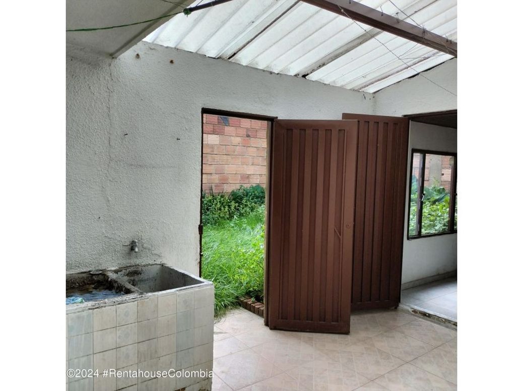 Casa de 5 alcobas en venta en Salitre Greco, Bogotá, 300 m² · foto 20 de 20