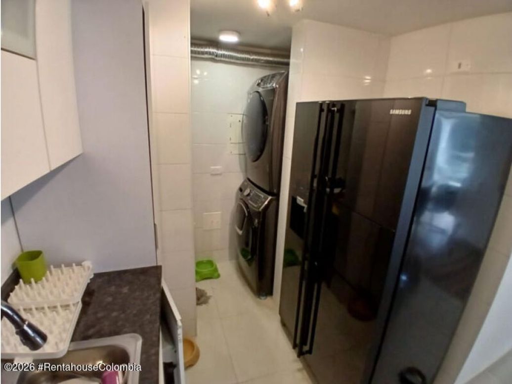 Apartamento de 2 alcobas en venta en Cedritos, Bogotá, 75 m² · foto 8 de 18