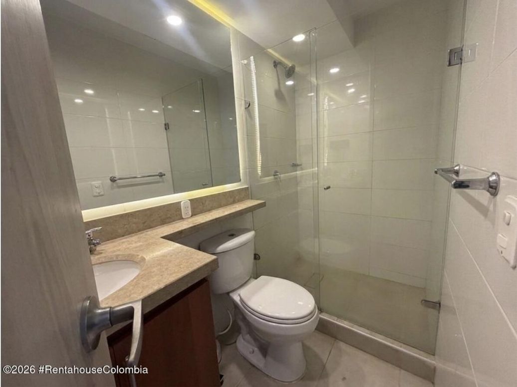 Apartamento de 2 alcobas en venta en Cedritos, Bogotá, 75 m² · foto 12 de 18