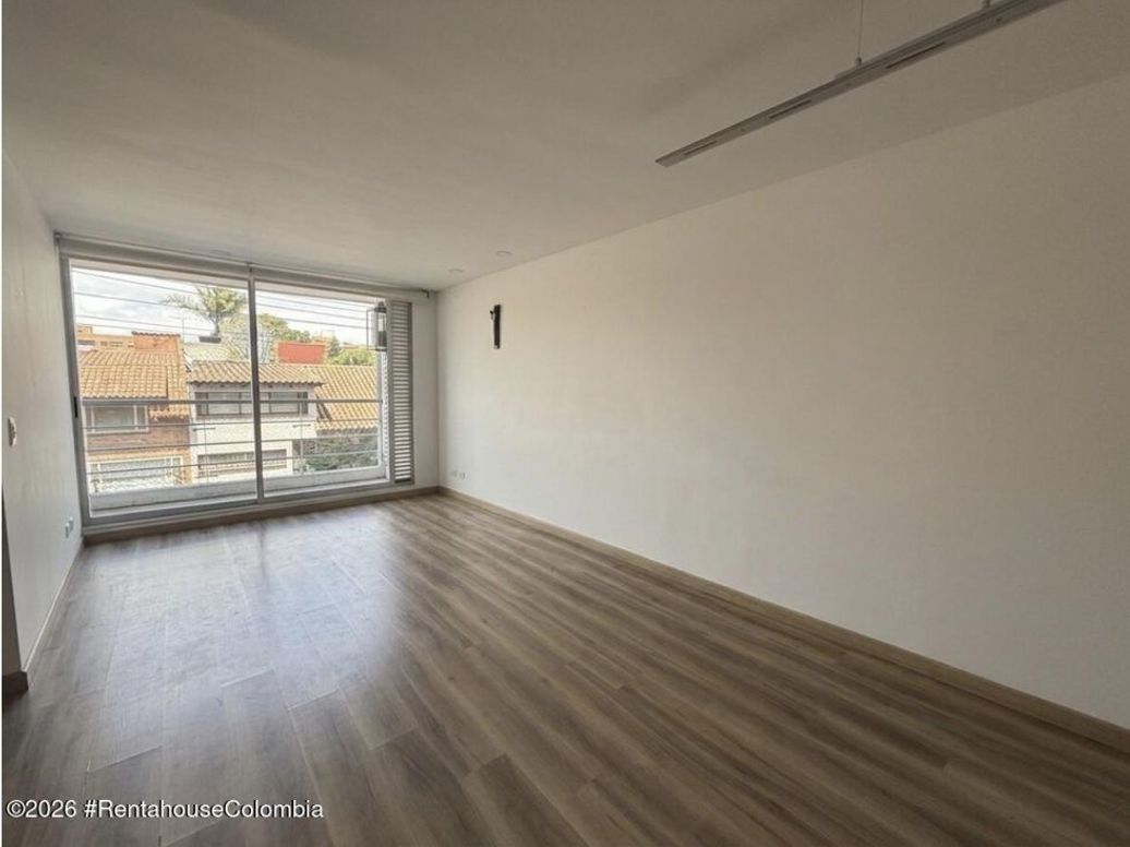 Apartamento de 2 alcobas en venta en Cedritos, Bogotá, 75 m² · foto 2 de 18