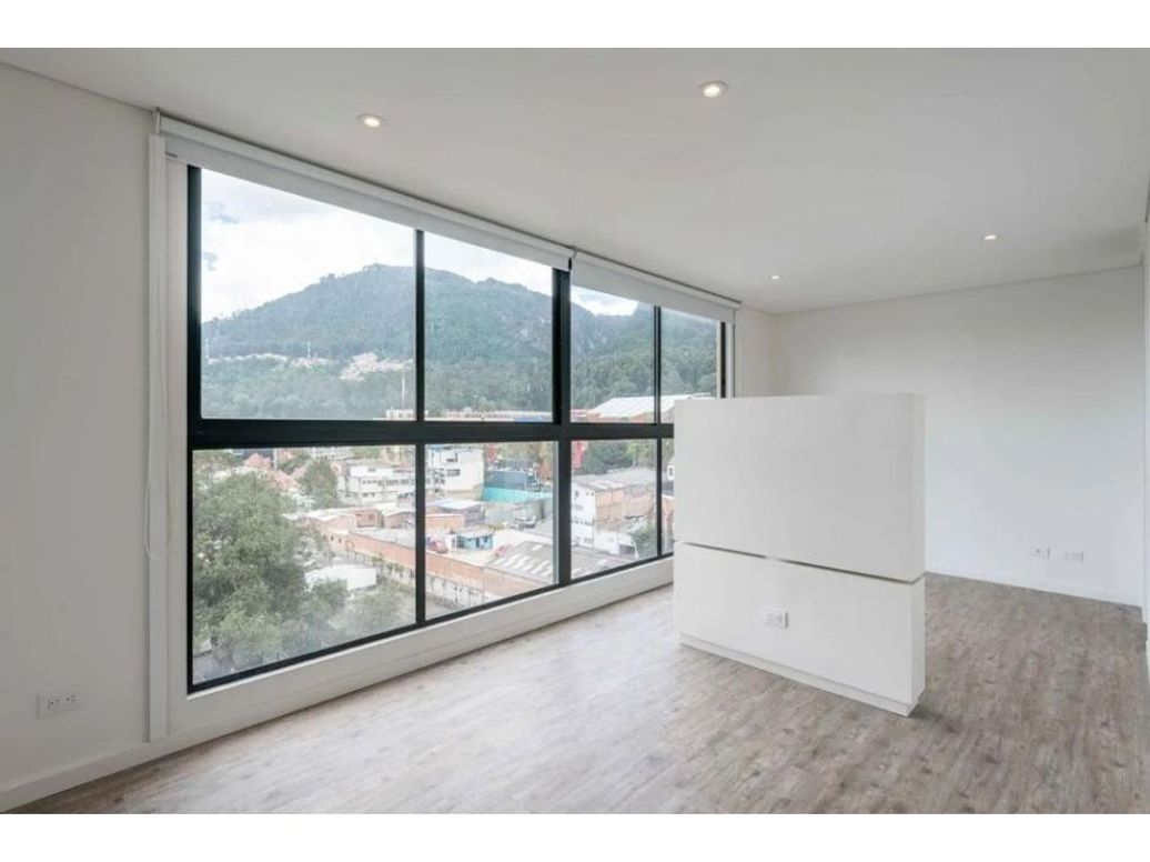 Apartaestudio en venta en Andes Norte, Bogotá, 34 m² · foto 2 de 18