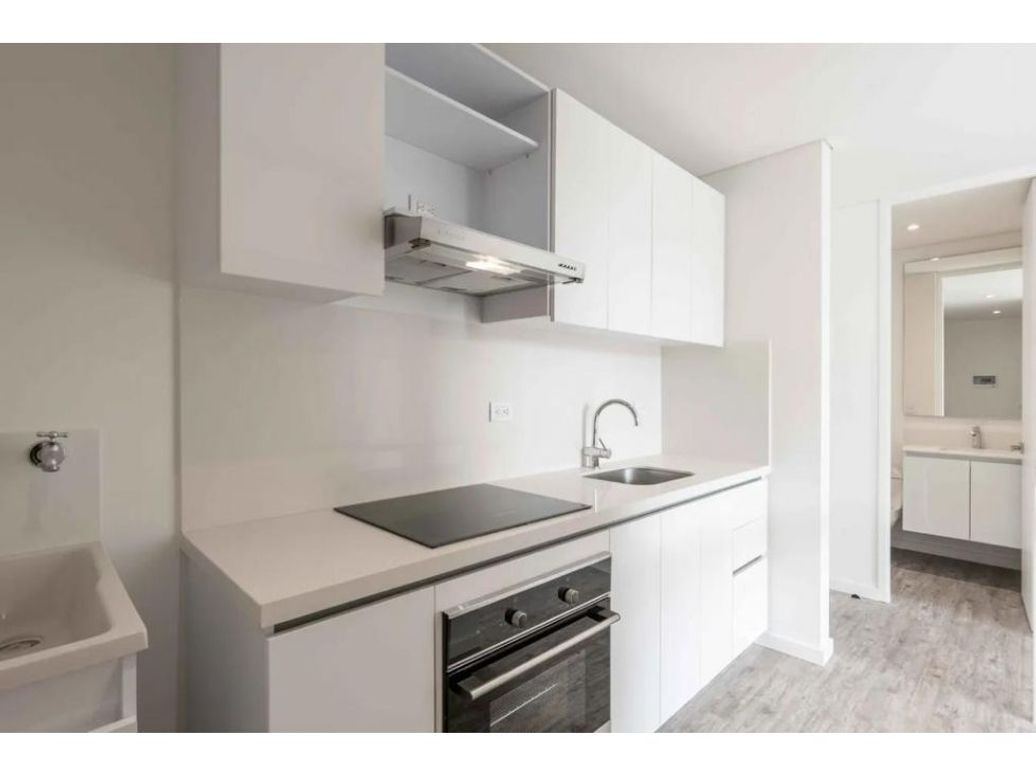 Apartaestudio en venta en Andes Norte, Bogotá, 34 m² · foto 11 de 18
