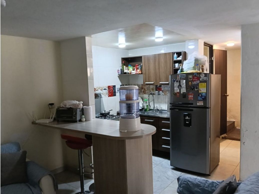 Casa de 6 alcobas en venta en Rionegro, Bogotá, 106 m² · foto 3 de 12