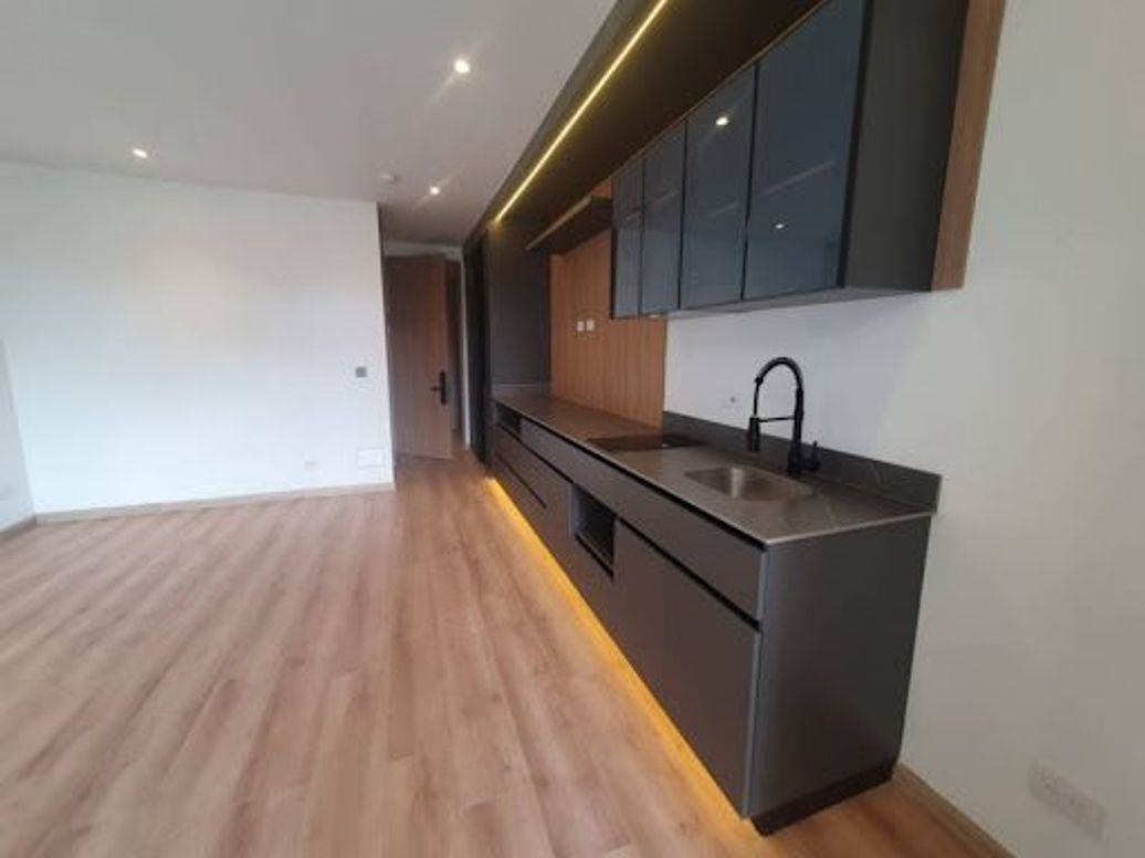 Apartaestudio en arriendo en Chico Norte Iii, Bogotá, 31 m² · foto 3 de 20