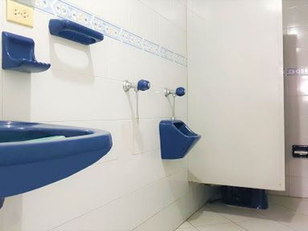 Casa de 11 alcobas en venta en Teusaquillo, Bogotá, 452 m² · foto 9 de 20