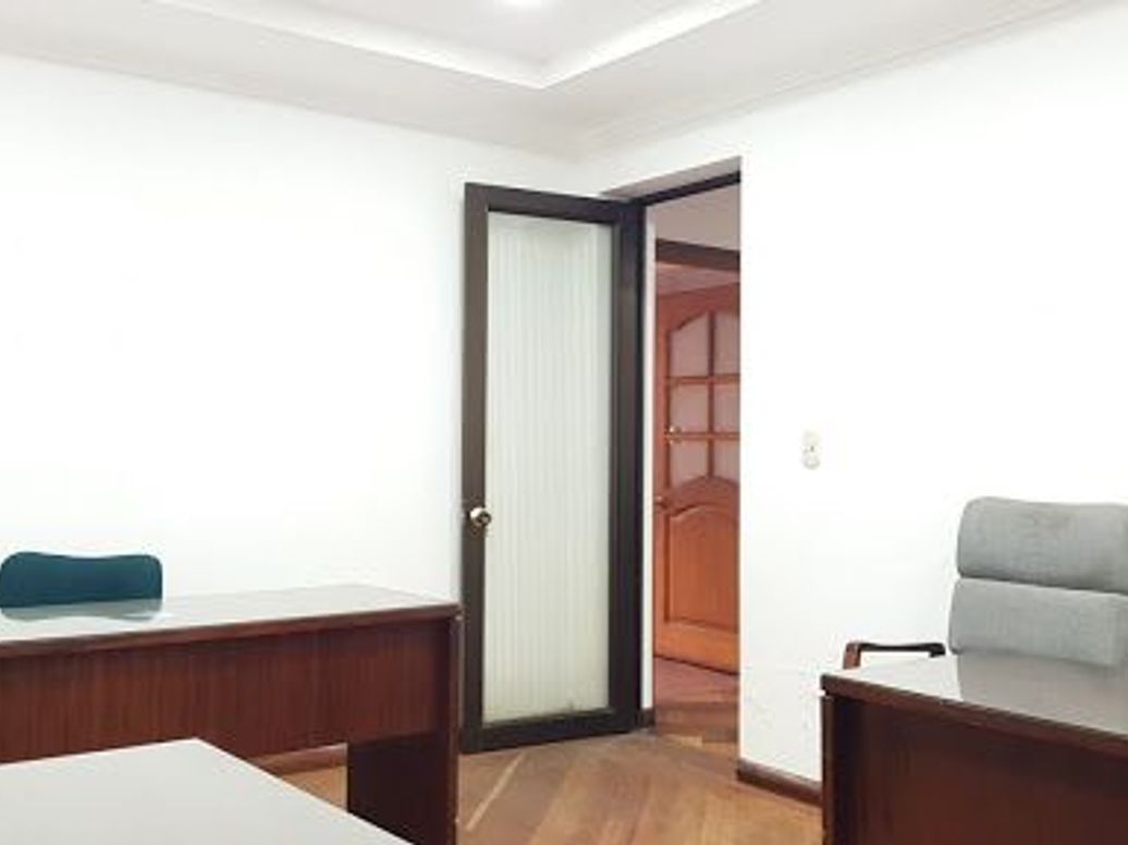 Casa de 11 alcobas en venta en Teusaquillo, Bogotá, 452 m² · foto 6 de 20