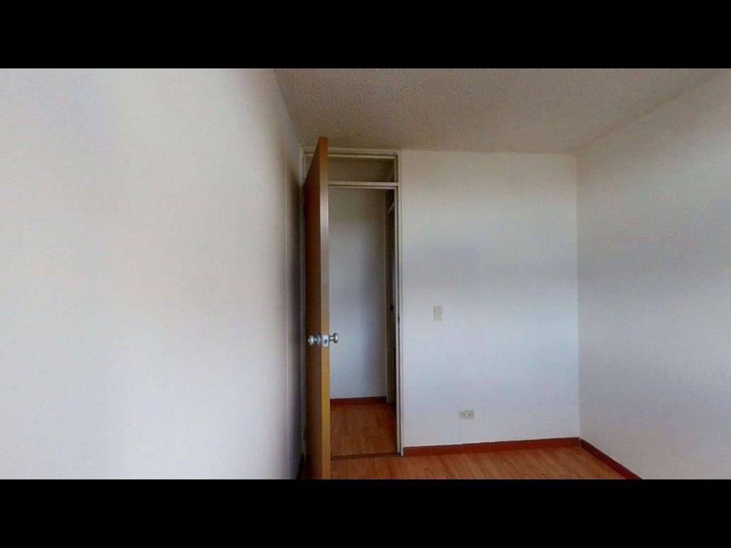 Apartamento de 3 alcobas en venta en Zarzamora, Bogotá, 43 m² · foto 7 de 17