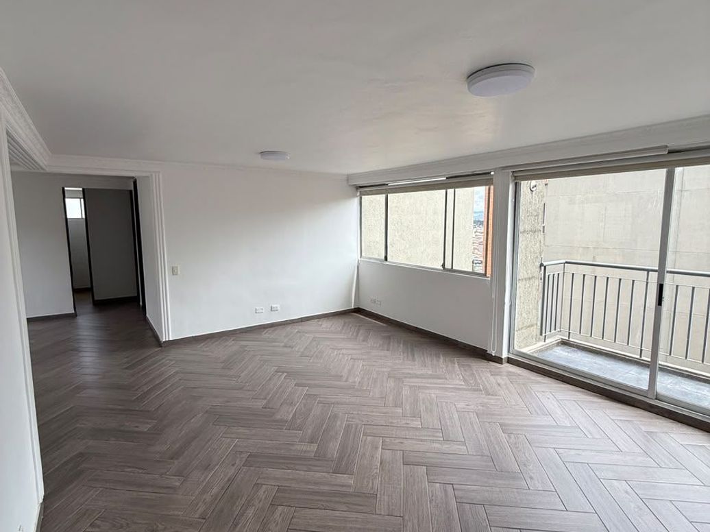 Apartamento de 3 alcobas en venta en Santa Rosa, Bogotá, 111 m² · foto 14 de 17