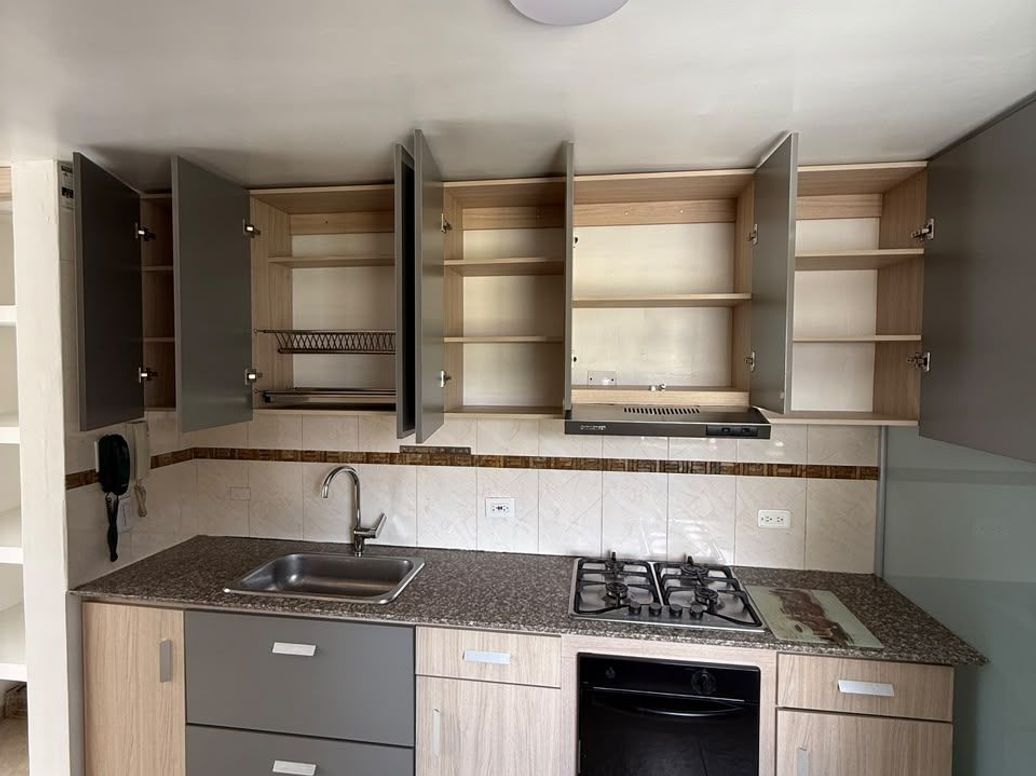 Apartamento de 3 alcobas en venta en Santa Rosa, Bogotá, 111 m² · foto 12 de 17