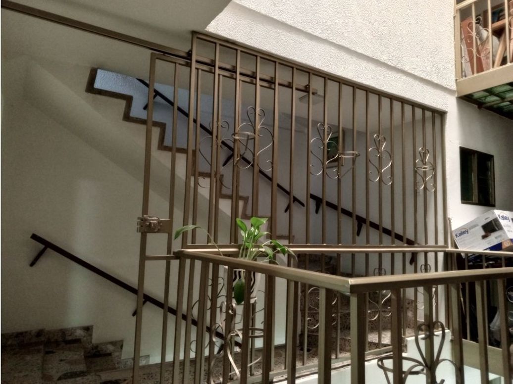 Casa de 11 alcobas en venta en Alqueria La Fragua, Bogotá, 336 m² · foto 12 de 20