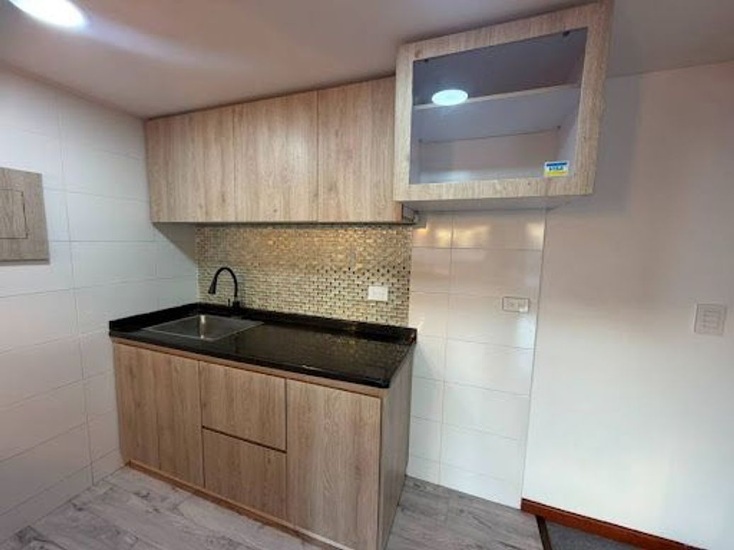 Apartamento de 1 alcoba en venta en Los Andes, Bogotá, 70 m² · foto 6 de 20