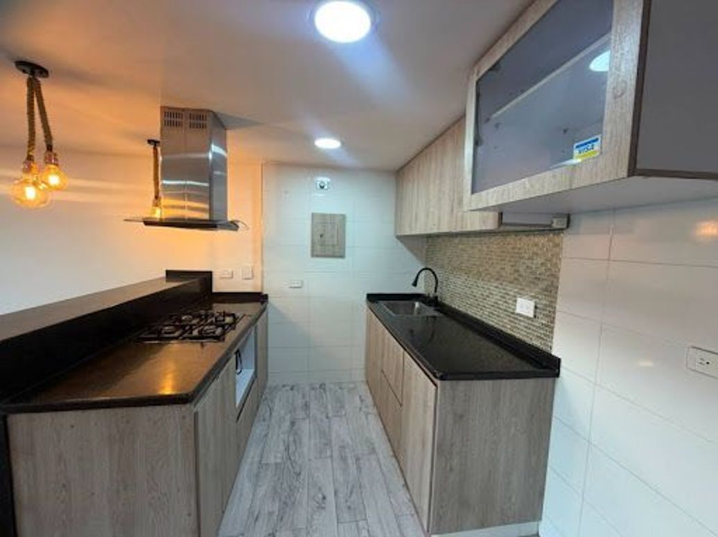 Apartamento de 1 alcoba en venta en Los Andes, Bogotá, 70 m² · foto 4 de 20