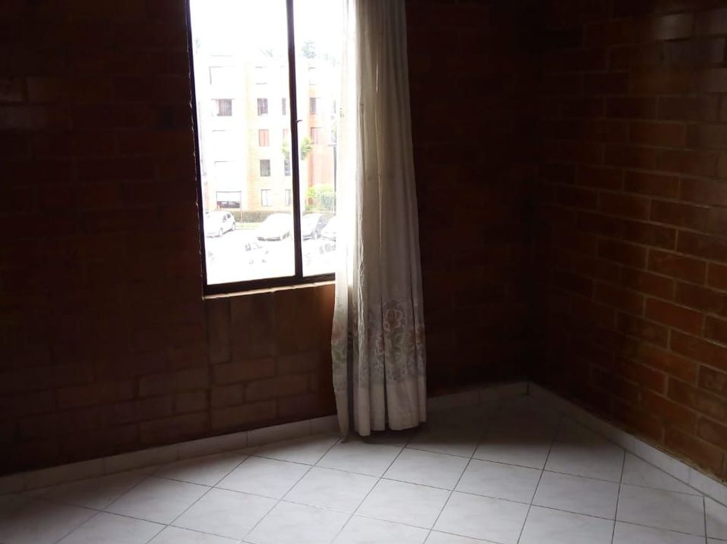 Apartamento de 3 alcobas en venta en Ub. El Cortijo, Bogotá, 50 m² · foto 4 de 14