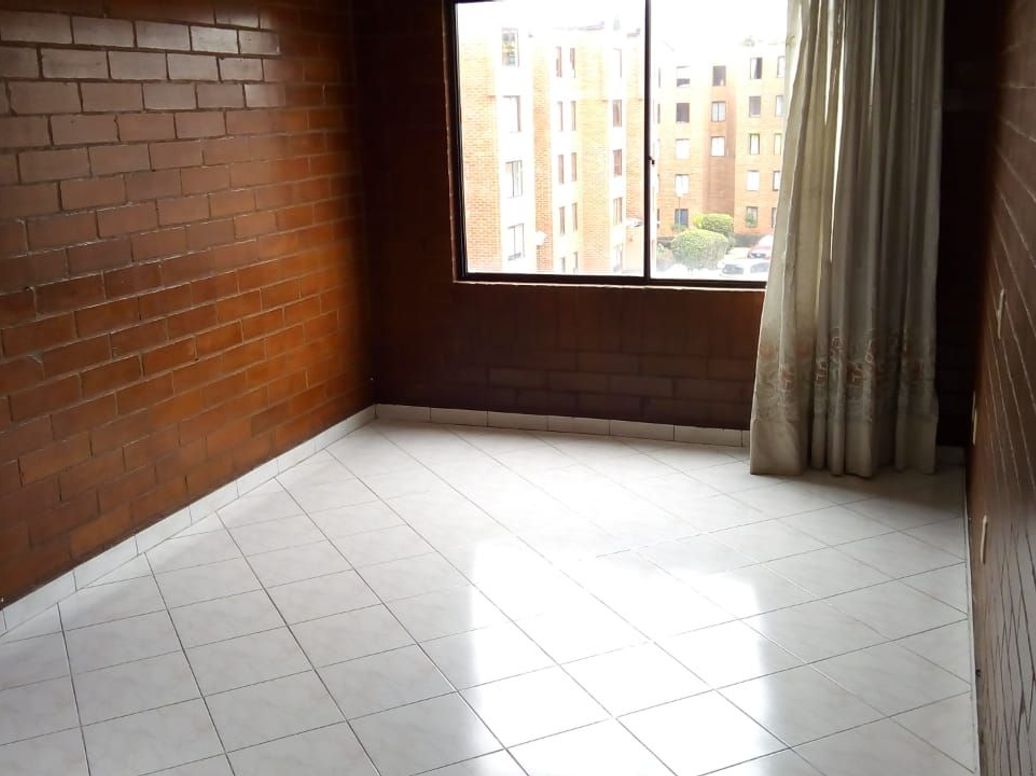 Apartamento de 3 alcobas en venta en Ub. El Cortijo, Bogotá, 50 m² · foto 5 de 14