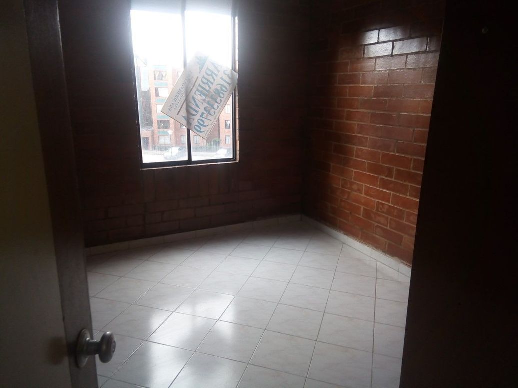 Apartamento de 3 alcobas en venta en Ub. El Cortijo, Bogotá, 50 m² · foto 8 de 14