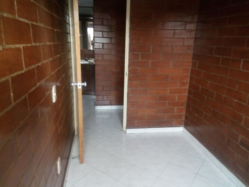 Apartamento de 3 alcobas en venta en Ub. El Cortijo, Bogotá, 50 m² · foto 10 de 14
