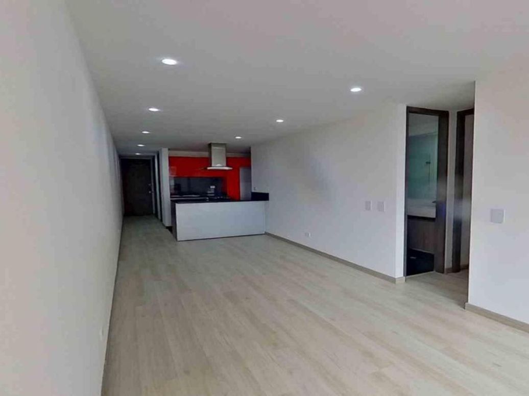Apartamento de 3 alcobas en venta en Cedritos, Bogotá, 85 m² · foto 3 de 20