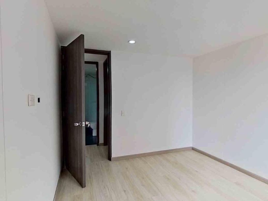 Apartamento de 3 alcobas en venta en Cedritos, Bogotá, 85 m² · foto 11 de 20