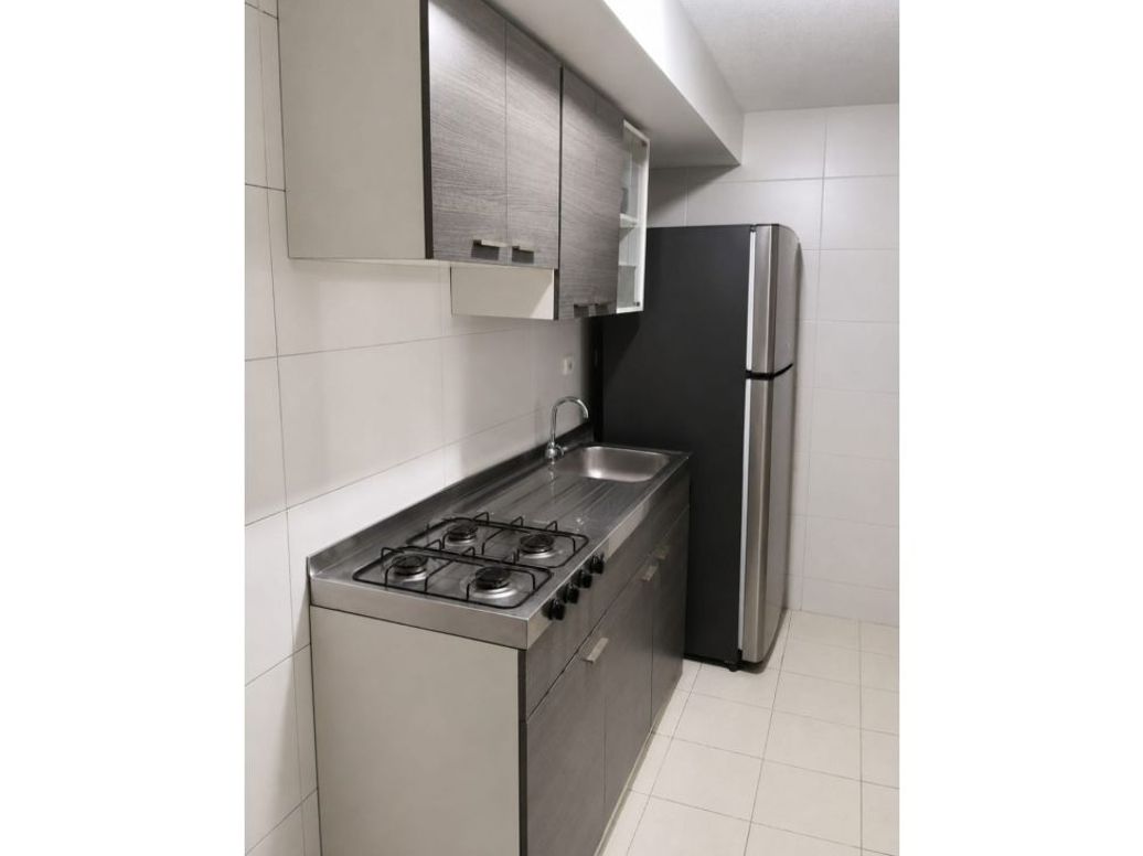Apartamento de 3 alcobas en venta en Fontibón, Bogotá, 51 m² · foto 4 de 10