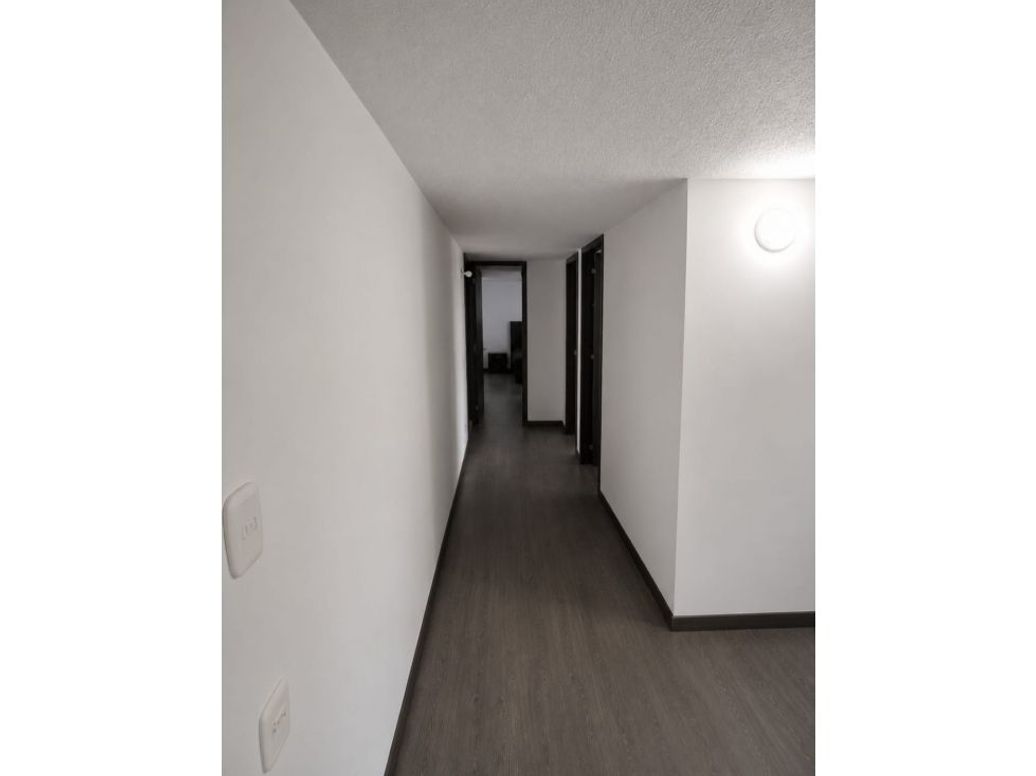 Apartamento de 3 alcobas en venta en Fontibón, Bogotá, 51 m² · foto 5 de 10