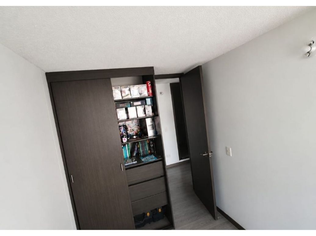 Apartamento de 3 alcobas en venta en Fontibón, Bogotá, 51 m² · foto 8 de 10