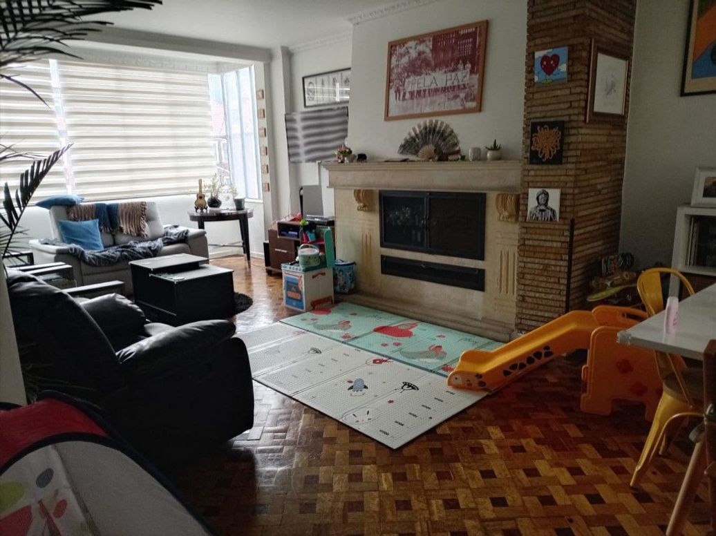 Apartamento de 4 alcobas en venta en La Salle, Bogotá, 128 m² · foto 5 de 19
