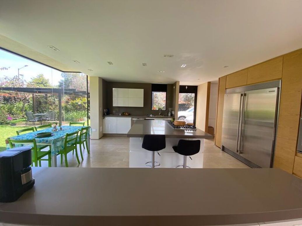 Casa de 4 alcobas en venta en La Cabrera, Bogotá, 571 m² · foto 6 de 20