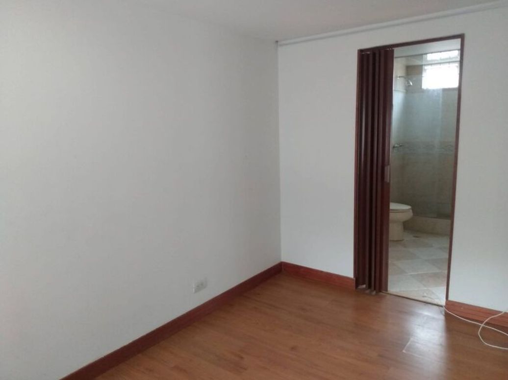 Apartamento de 3 alcobas en venta en Acacias Usaquen, Bogotá, 101 m² · foto 3 de 20