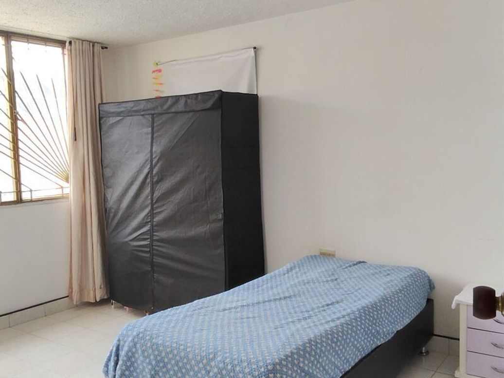 Casa de 8 alcobas en venta en Bellavista, Bogotá, 294 m² · foto 12 de 20