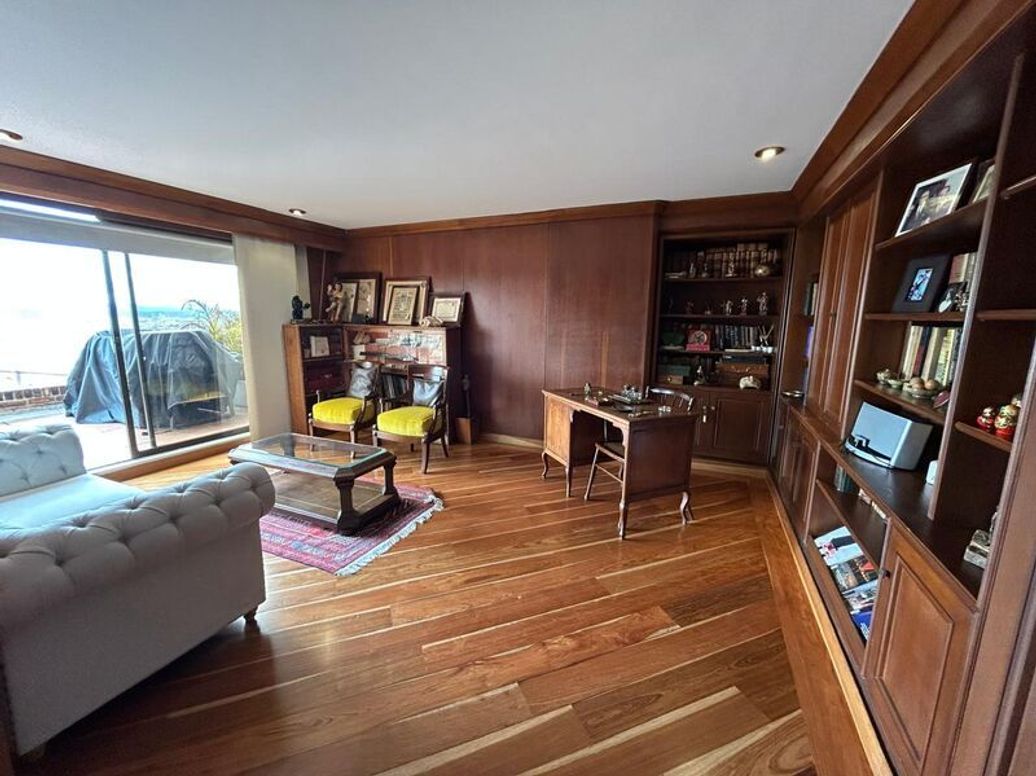 Apartamento de 4 alcobas en venta en El Refugio, Bogotá, 331 m² · foto 5 de 20