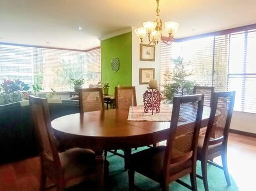 Apartamento de 4 alcobas en venta en Santa Barbara Central, Bogotá, 192 m² · foto 5 de 20