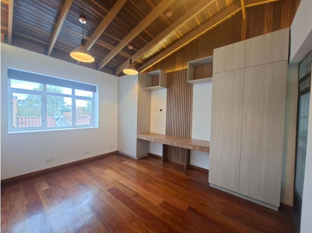 Apartamento de 3 alcobas en venta en Quinta Camacho, Bogotá, 123 m² · foto 6 de 9