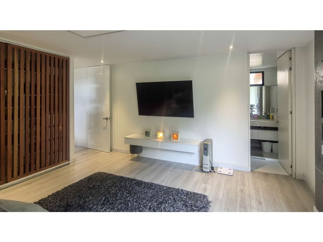 Apartamento de 3 alcobas en venta en Bosque De Pinos, Bogotá, 195 m² · foto 20 de 20