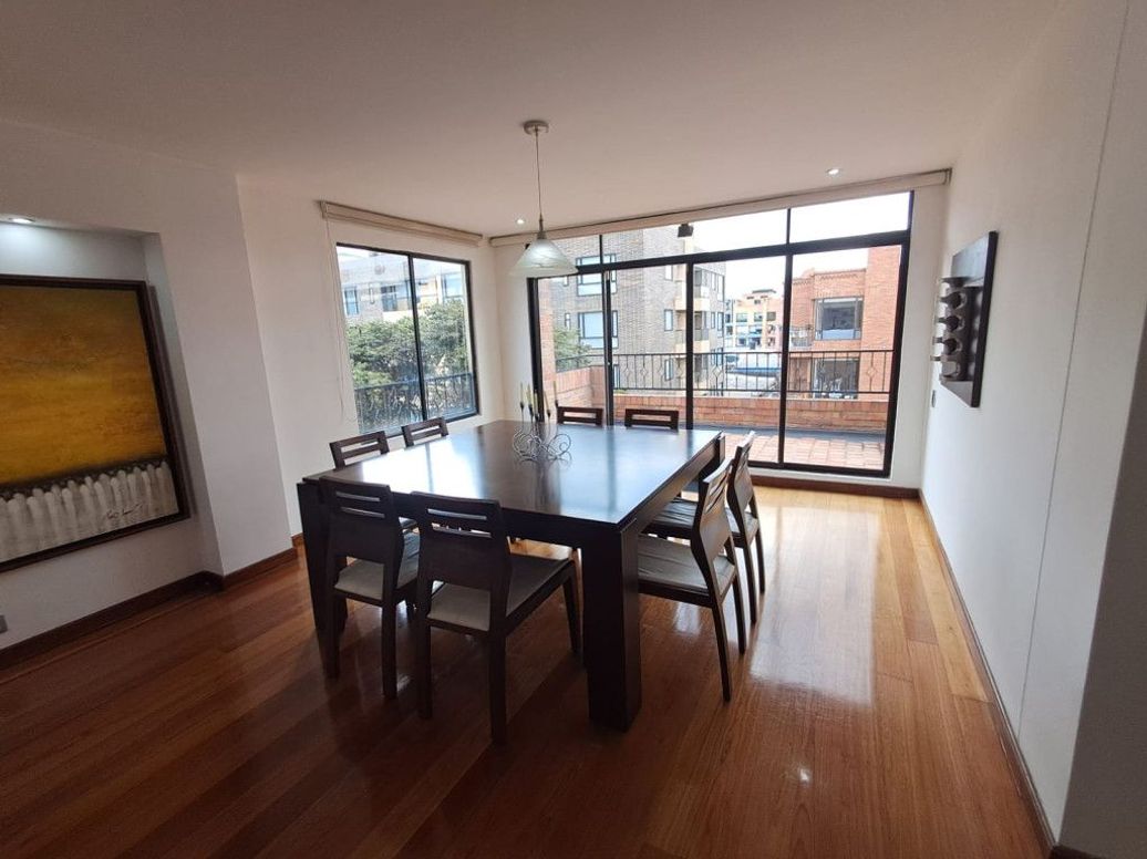 Apartamento de 5 alcobas en venta en San Patricio, Bogotá, 378 m² · foto 6 de 20