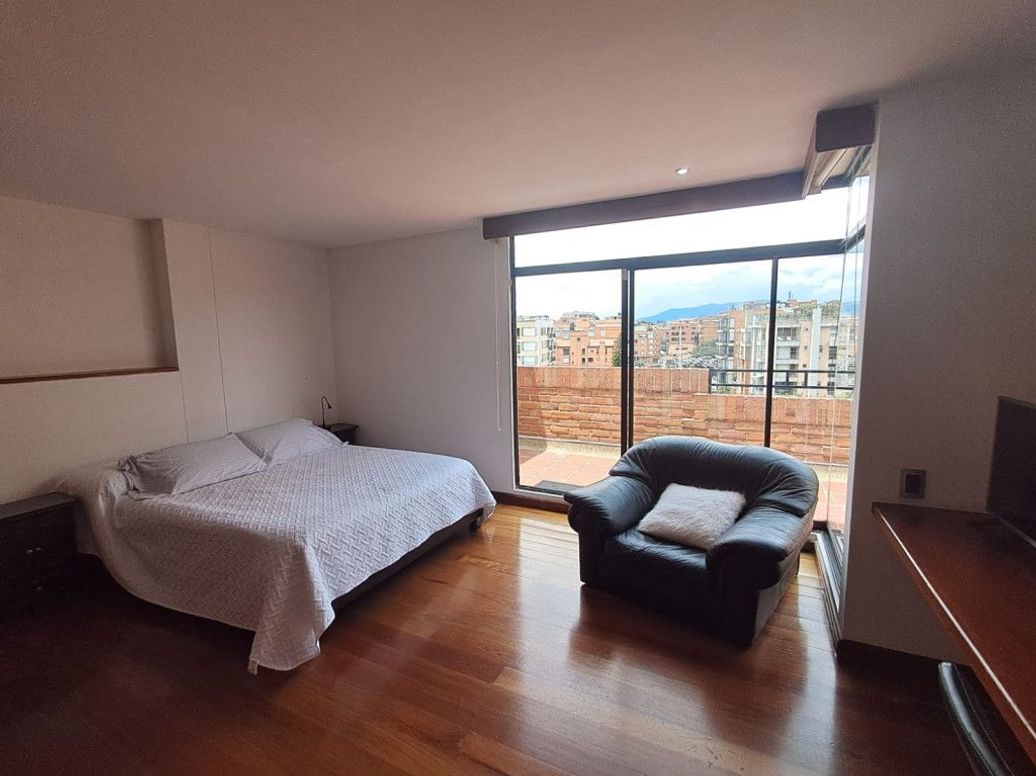 Apartamento de 5 alcobas en venta en San Patricio, Bogotá, 378 m² · foto 16 de 20