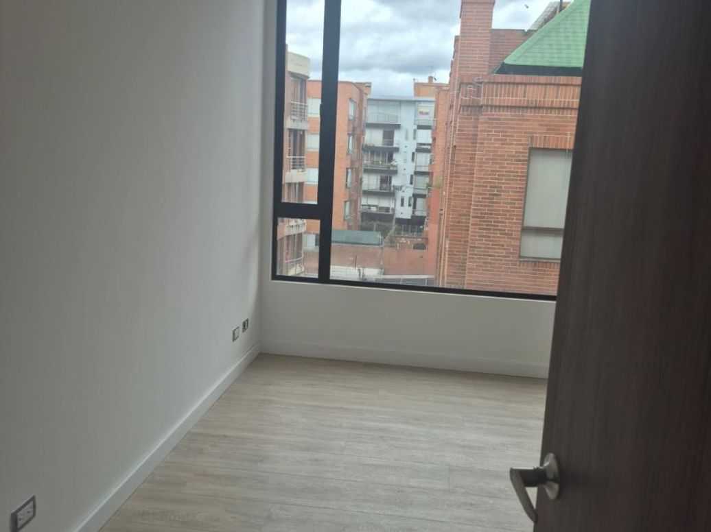 Apartamento de 2 alcobas en venta en San Patricio, Bogotá, 72 m² · foto 4 de 16