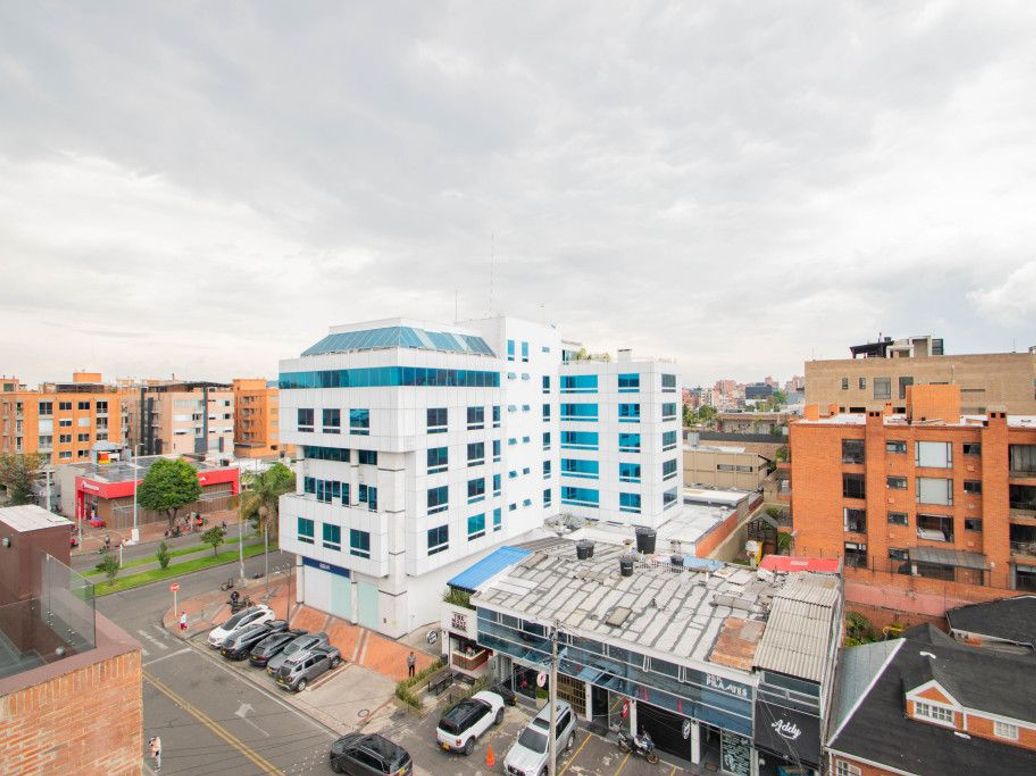 Apartamento de 3 alcobas en venta en Santa Barbara Occidental, Bogotá, 160 m² · foto 7 de 20