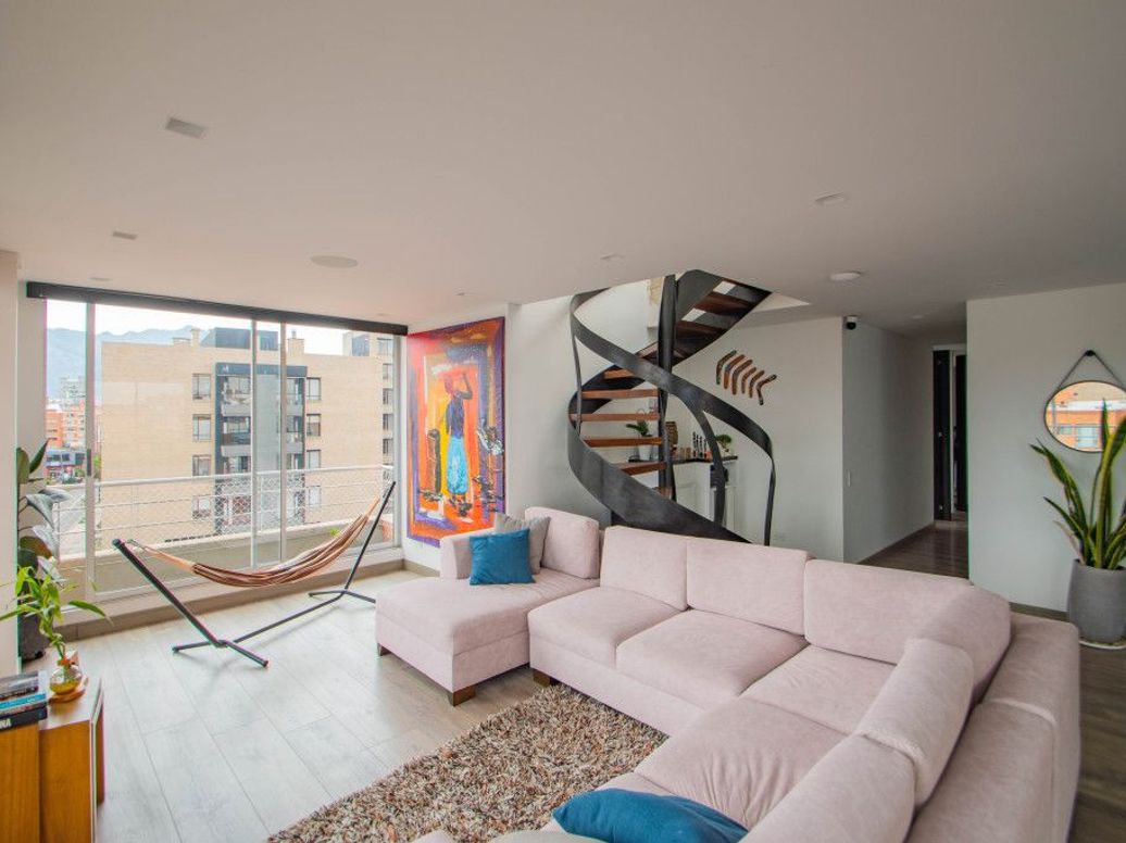 Apartamento de 3 alcobas en venta en Santa Barbara Occidental, Bogotá, 160 m² · foto 11 de 20