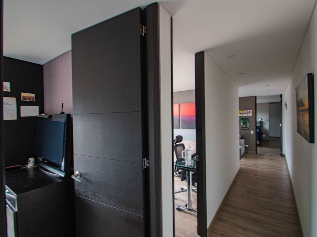 Apartamento de 3 alcobas en venta en Santa Barbara Occidental, Bogotá, 160 m² · foto 15 de 20
