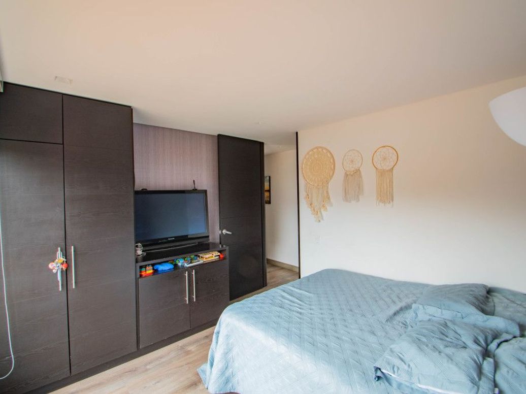 Apartamento de 3 alcobas en venta en Santa Barbara Occidental, Bogotá, 160 m² · foto 17 de 20