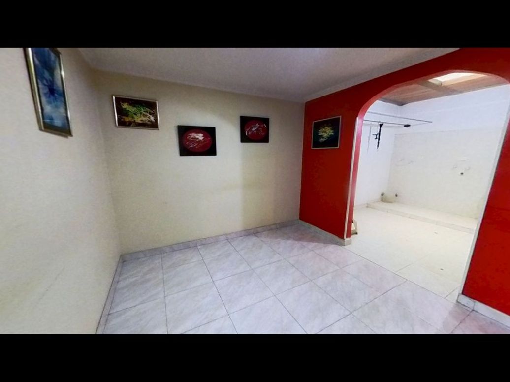 Casa de 4 alcobas en venta en Garces Navas, Bogotá, 177 m² · foto 2 de 19